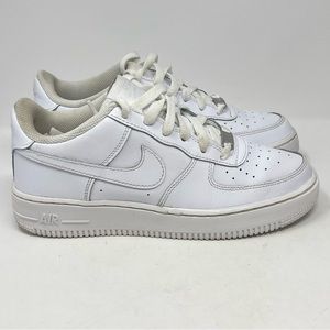 Nike Air Force 1 LE Youth 6.5Y Womens 8 Triple White Leather Low Top Sneakers